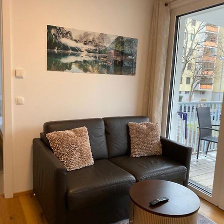 Modern Apartment With Balcony Near City Center Відень Екстер'єр фото